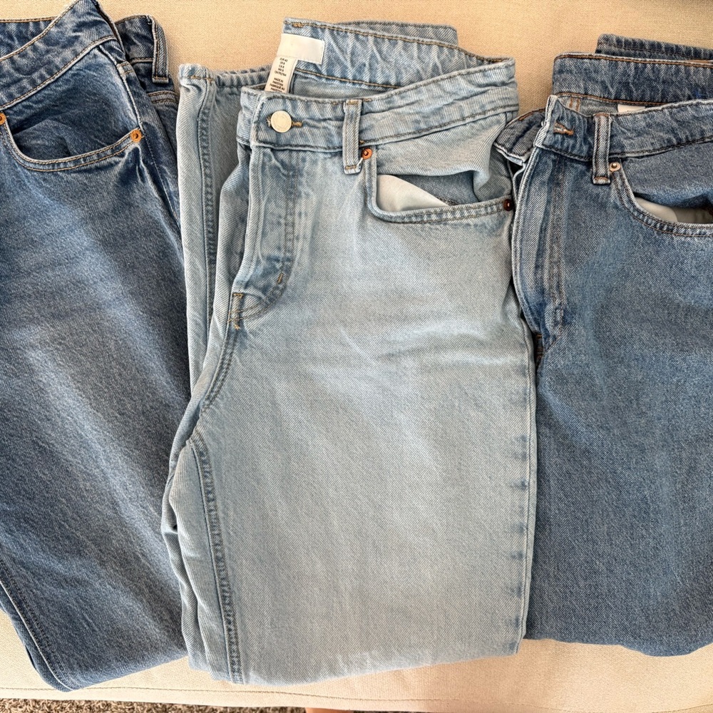 SOLD 

Bundle of H&M jeans